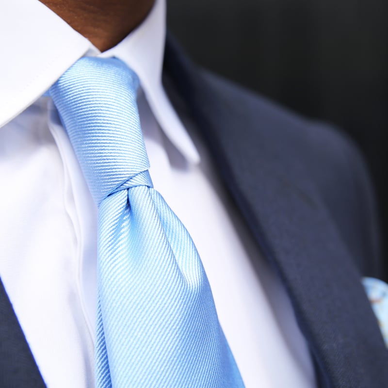 Bridebook.co.uk groom tie tips
