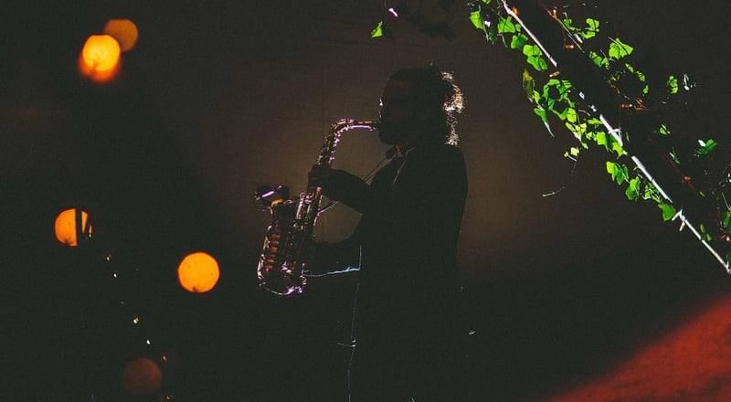 Bridebook.co.uk- the outline of a sax player performing