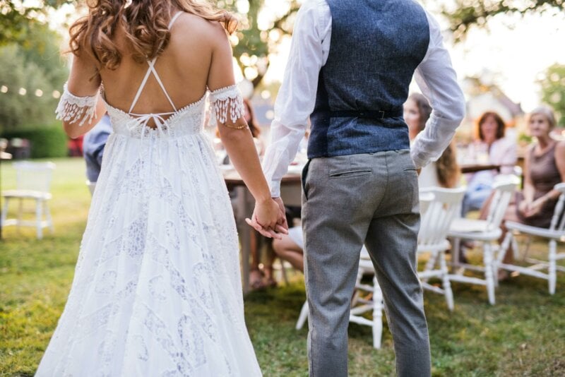 Back of a wedded couple