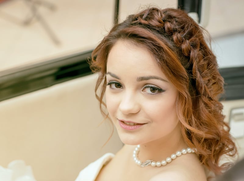 wedding guest hairstyle half up half down