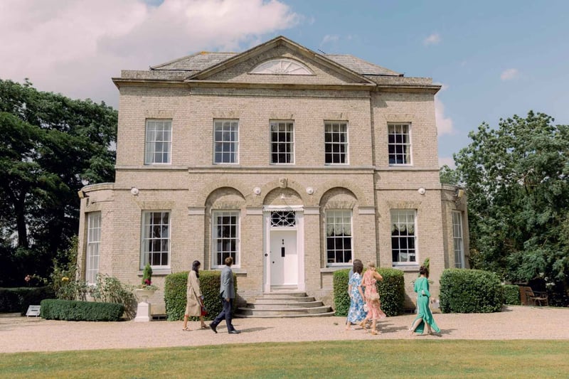georgian manor house wedding venue in essex
