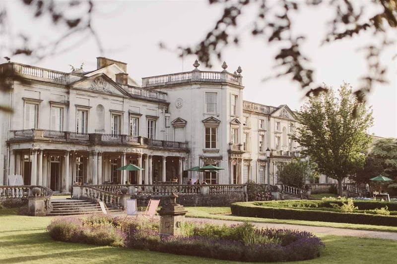 Exterior view of a georgian stately home wedding venue