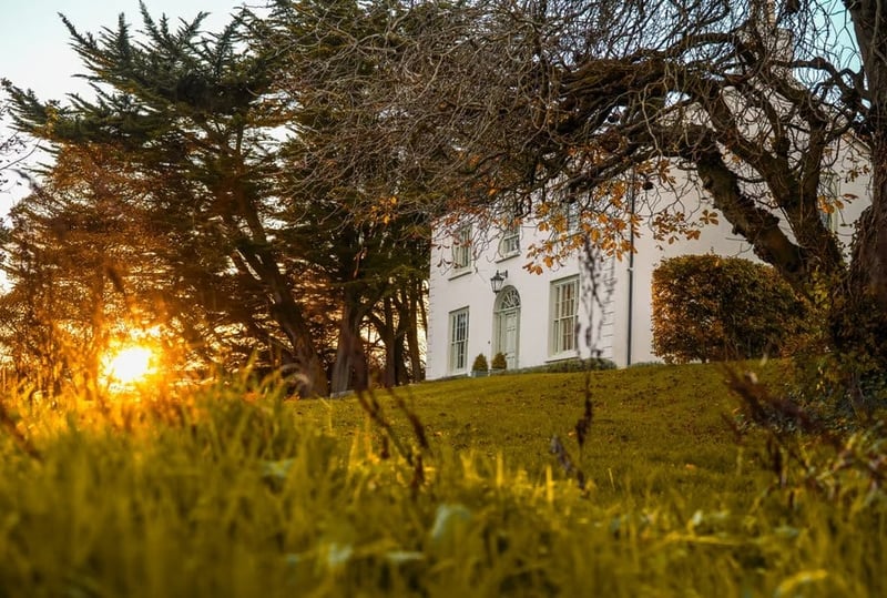 Wedding venue Hillmount House at sunset
