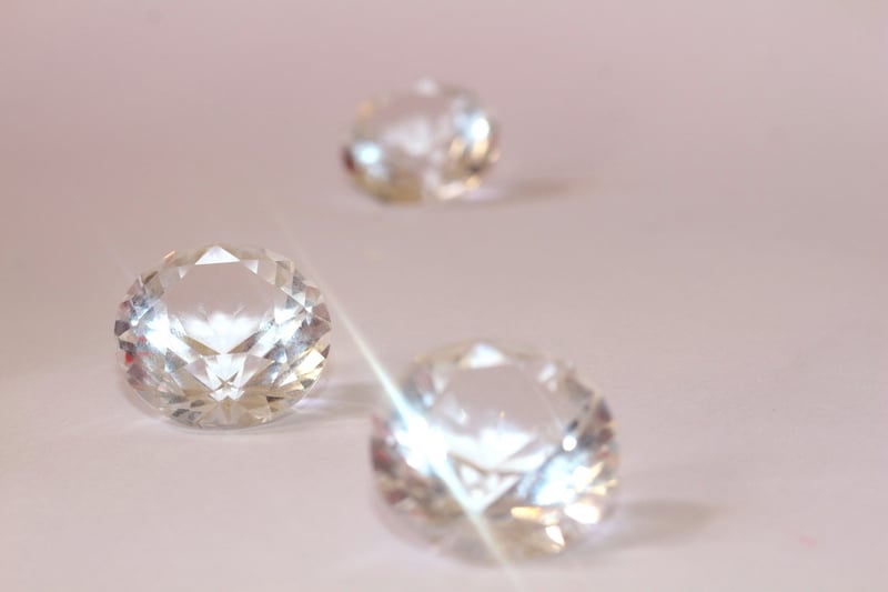 three diamonds sparkling
