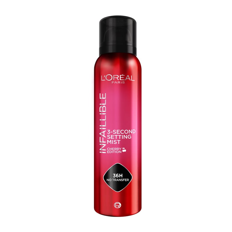 packshot of L'oreal 3-second setting mist spray.