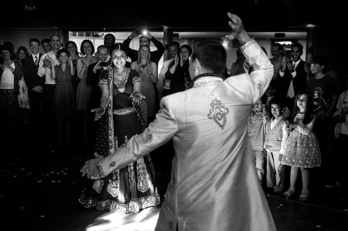 Bridebook.co.uk- bride and groom dancing a traditional first dance