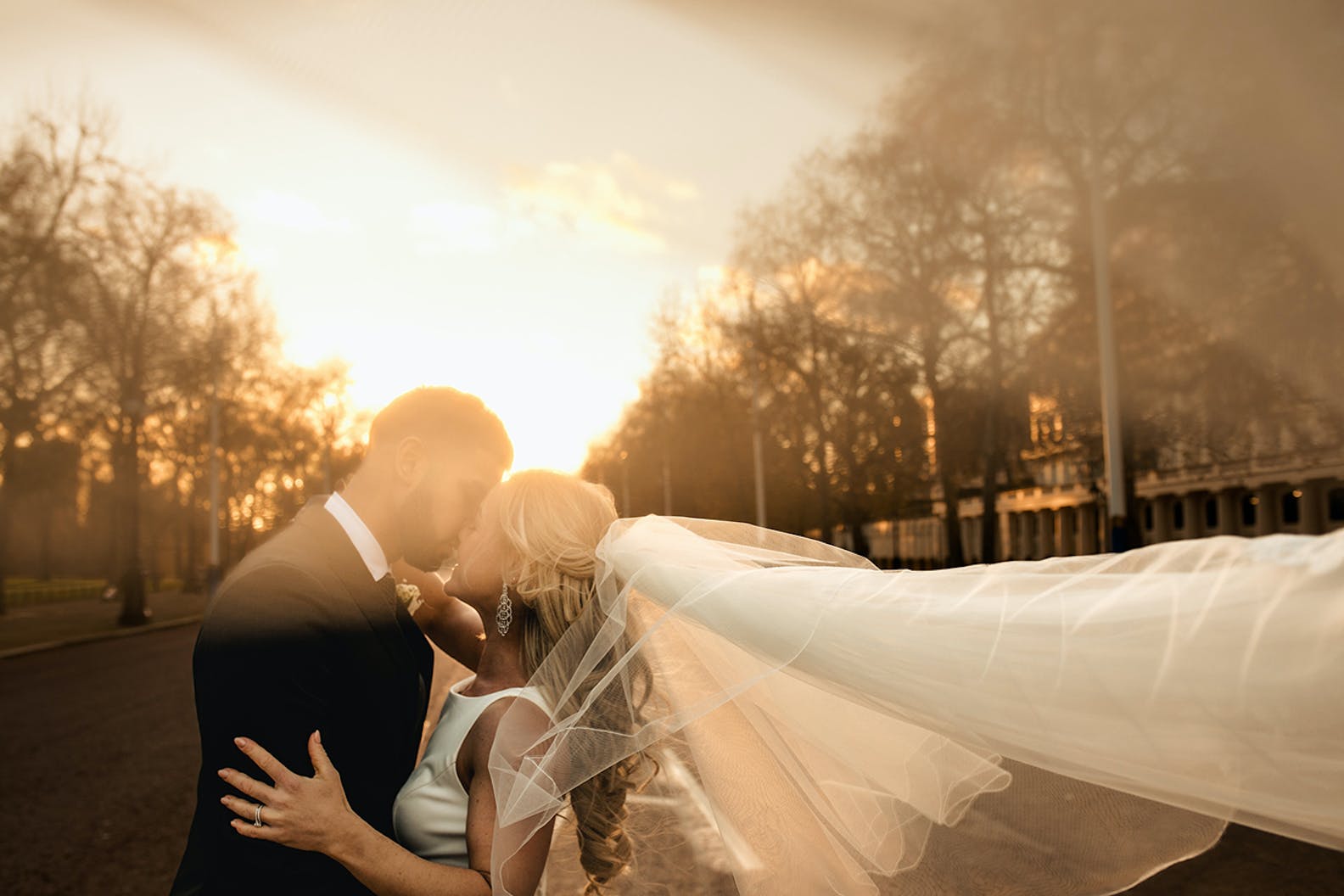 https://wpmedia.bridebook.com/wp-content/uploads/2023/05/10-11-Carlton-House-Terrace-wedding_london_AA_Jennifer-West-Photography_6.jpg