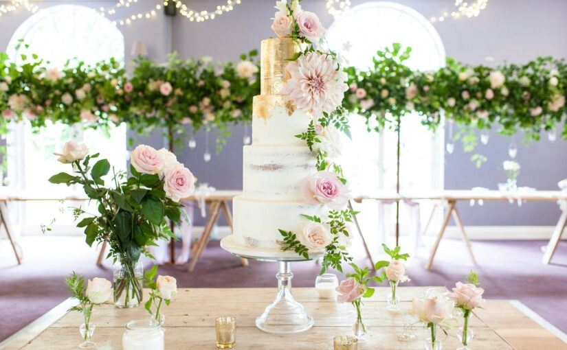How Much Does a Wedding Cake Cost? The 2024 Average Revealed