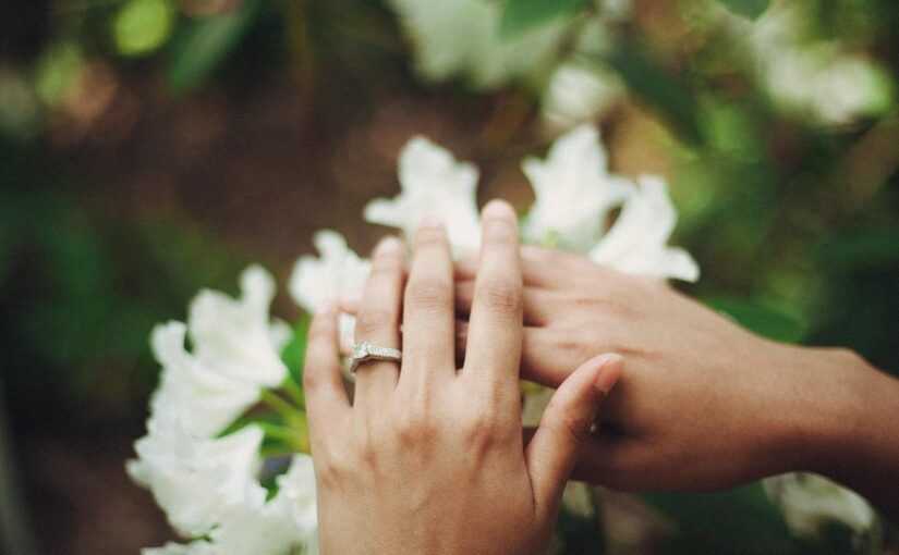 Bekanntgabe der Verlobung – Unsere Top Tipps und Ideen