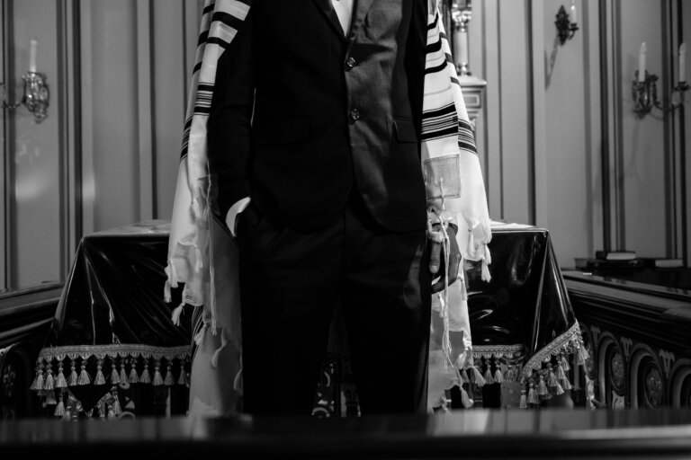 Traditional Jewish wedding attire