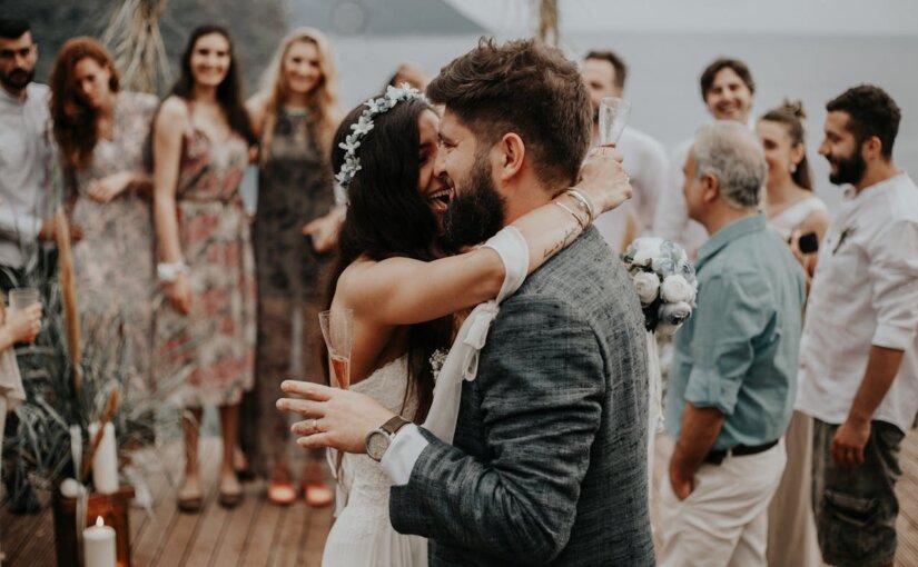 Die schönsten und berührendsten Sprüche zur Hochzeit: Für Partner, Freunde und Familie