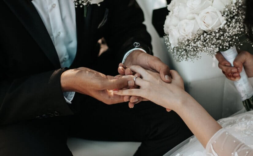 Planung einer unvergesslichen Hochzeitszeremonie: Das Herzstück eurer Hochzeit
