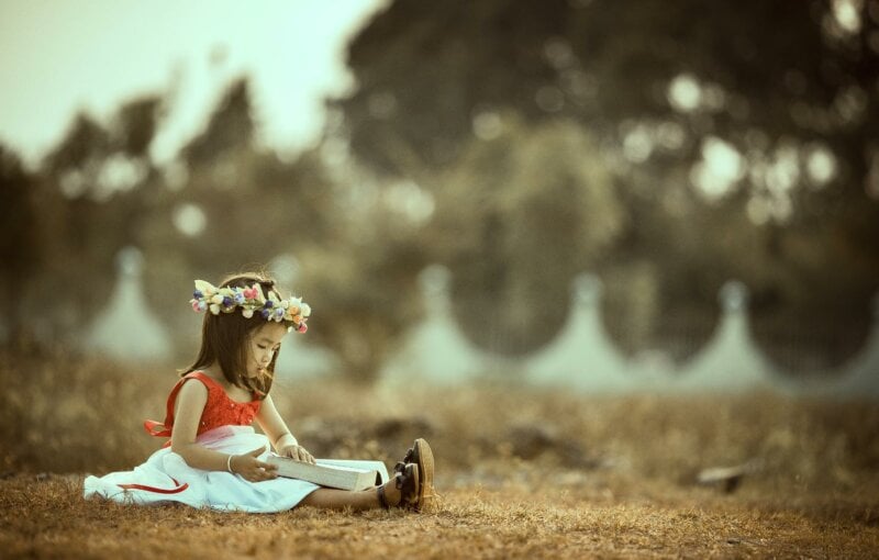 Flower girl sitting