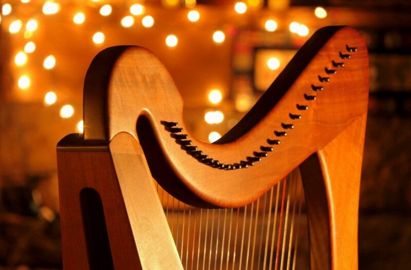 Wooden harp with lights