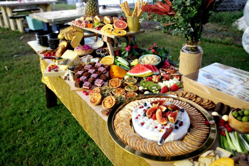 Buffet coloré