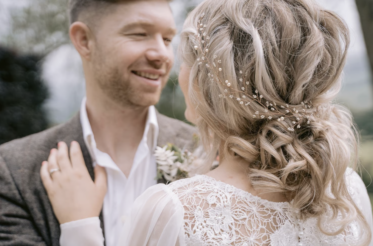 Blonde bride with close up shot showing hair accessory