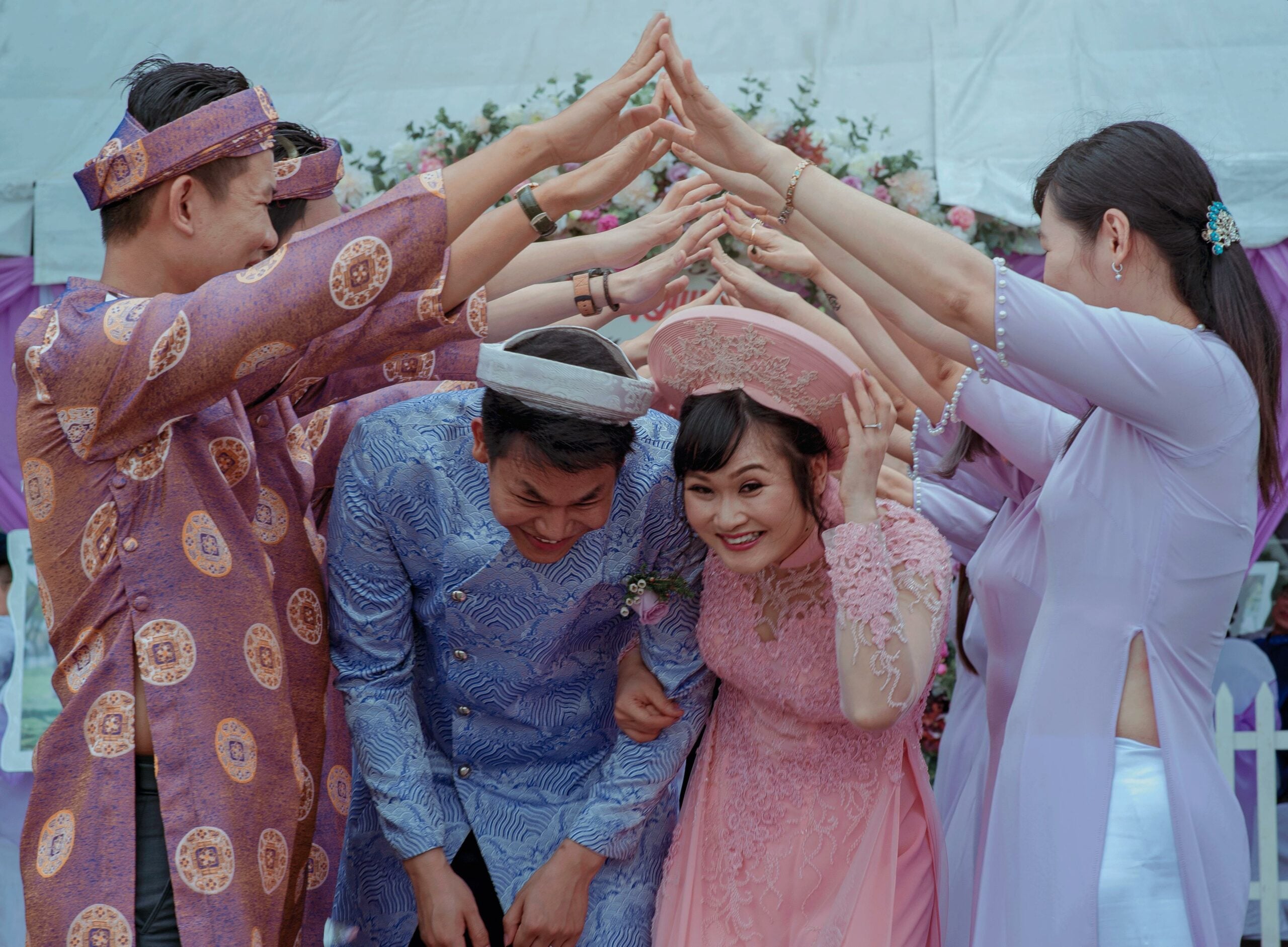 Bride and groom during a traditional chinese wedding ceremony